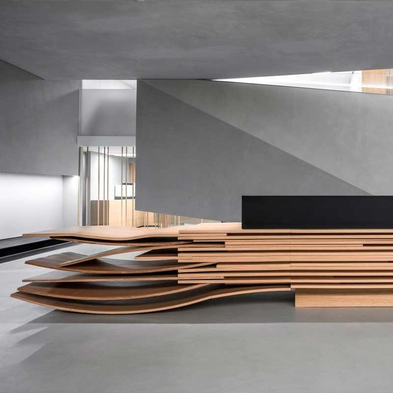 דלפק קבלה מעץ לבוד בטכנולוגיה