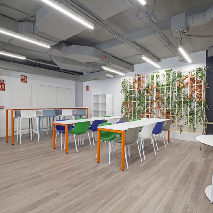 שולחן משרדי