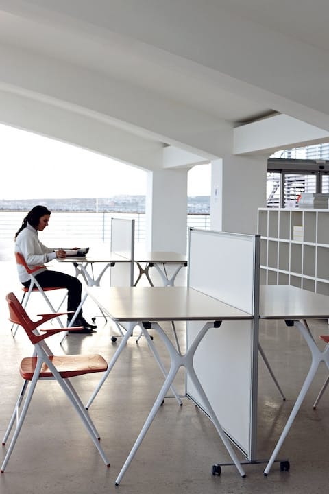 שולחן מתקפל