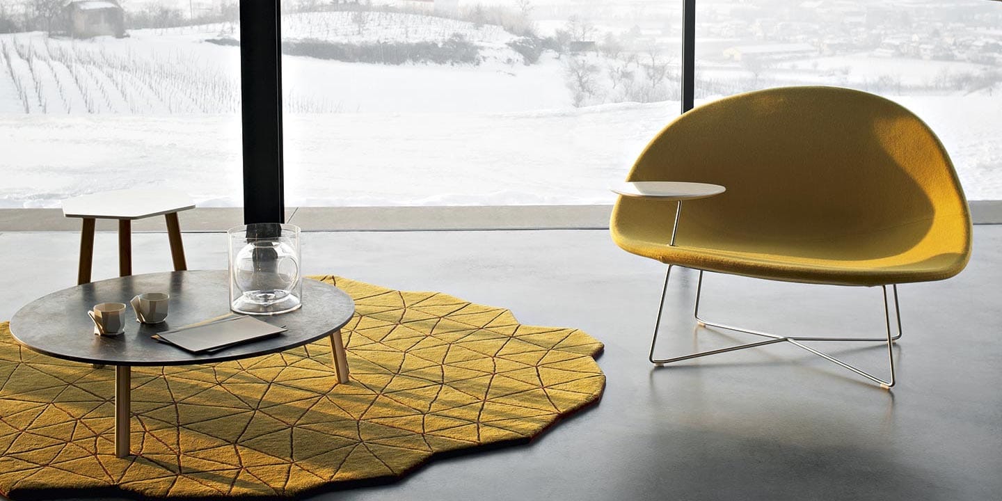 כורסת אירוח