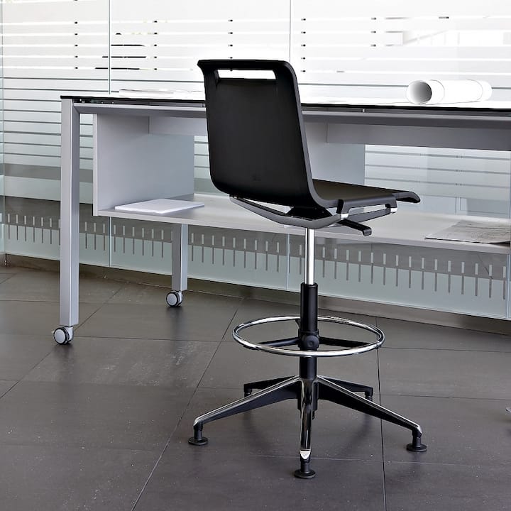 כיסא רב שימושי