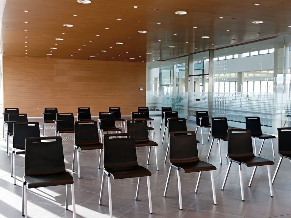 כיסא רב שימושי