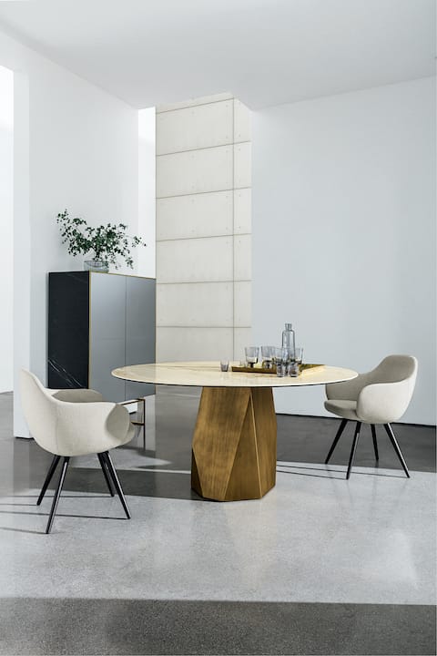 שולחן ישיבות יוקרתי