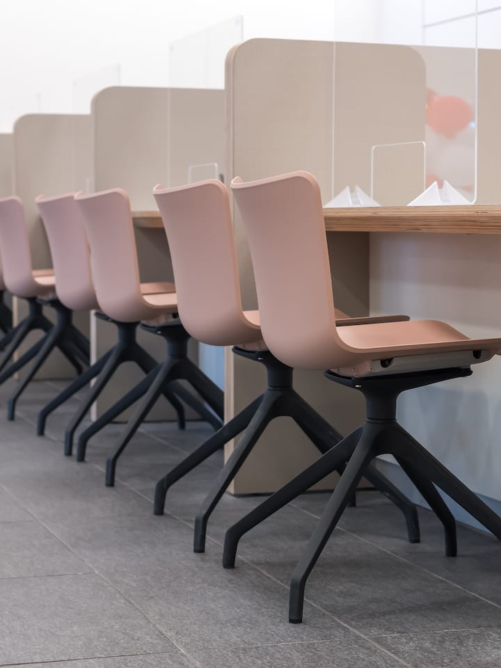 ריהוט למוסדות ציבור