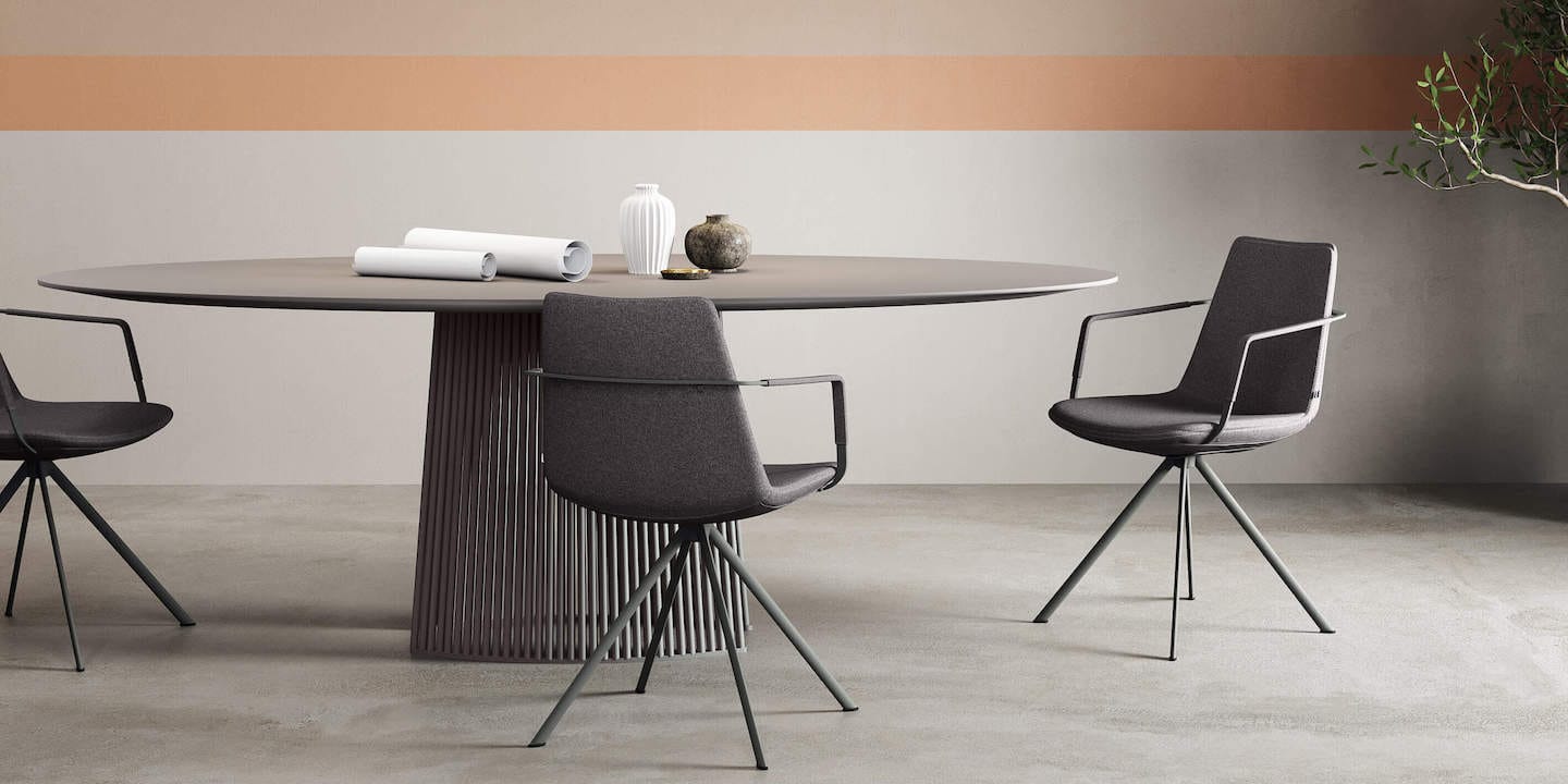 שולחן יוקרתי