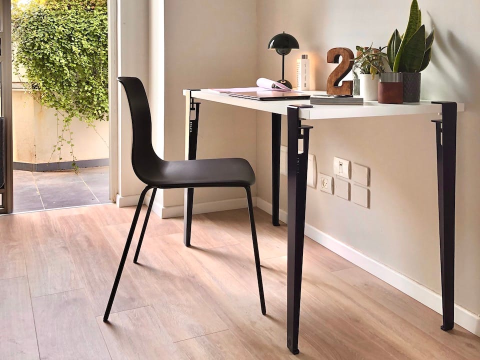 שולחן בהתאמה אישית