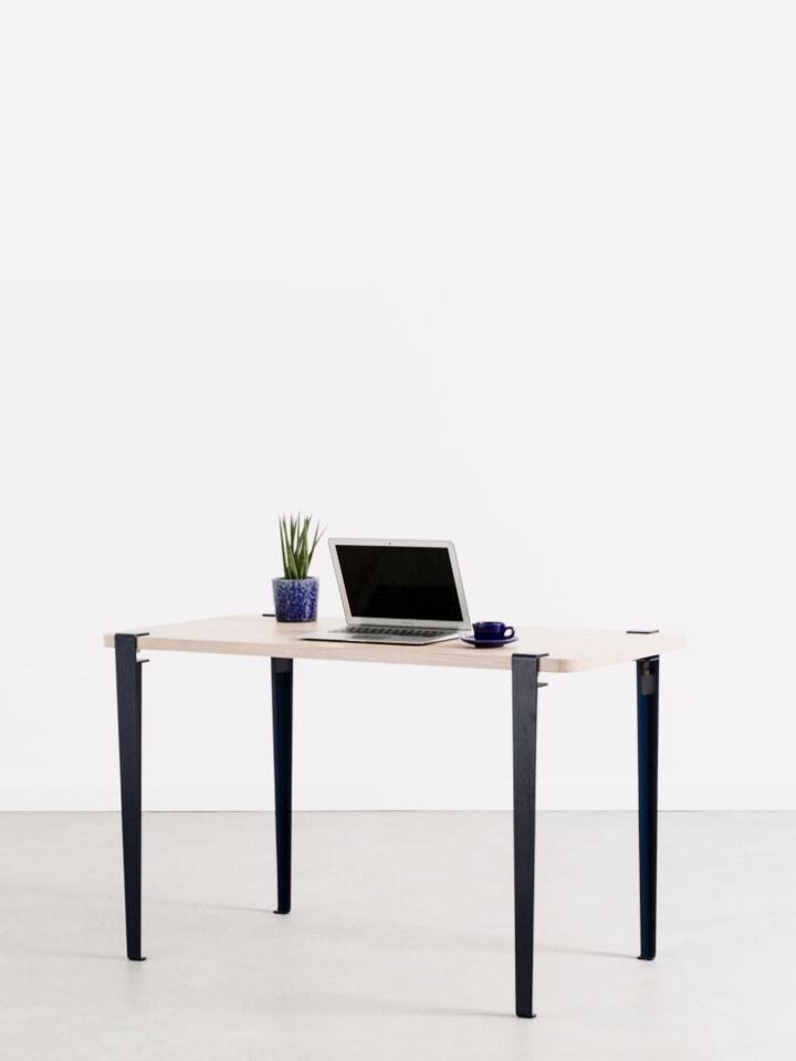 שולחן עבודה בהתאמה אישית Tiptoe Desk
