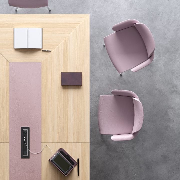 שולחן ישיבות