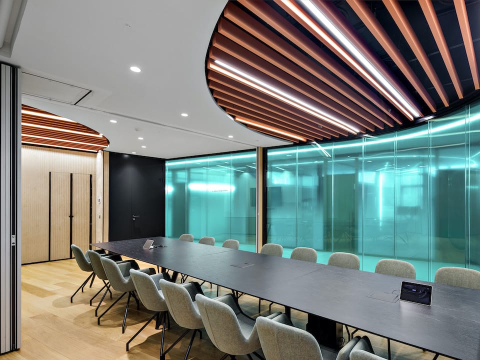 כיסא חדר ישיבות