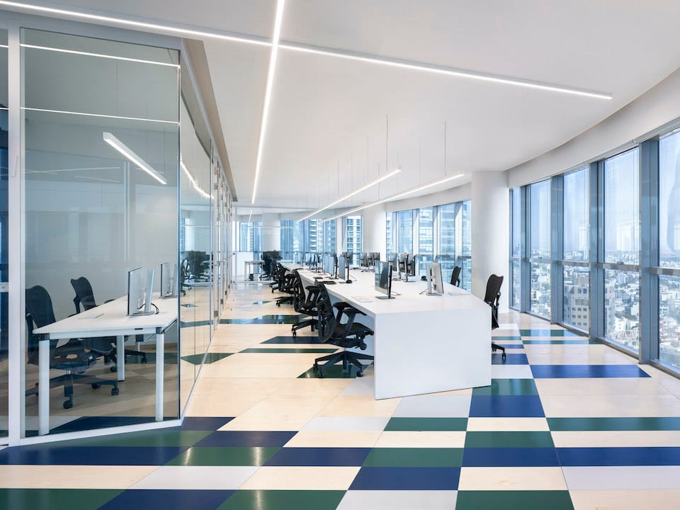 AXIS_OFFICE_001-1