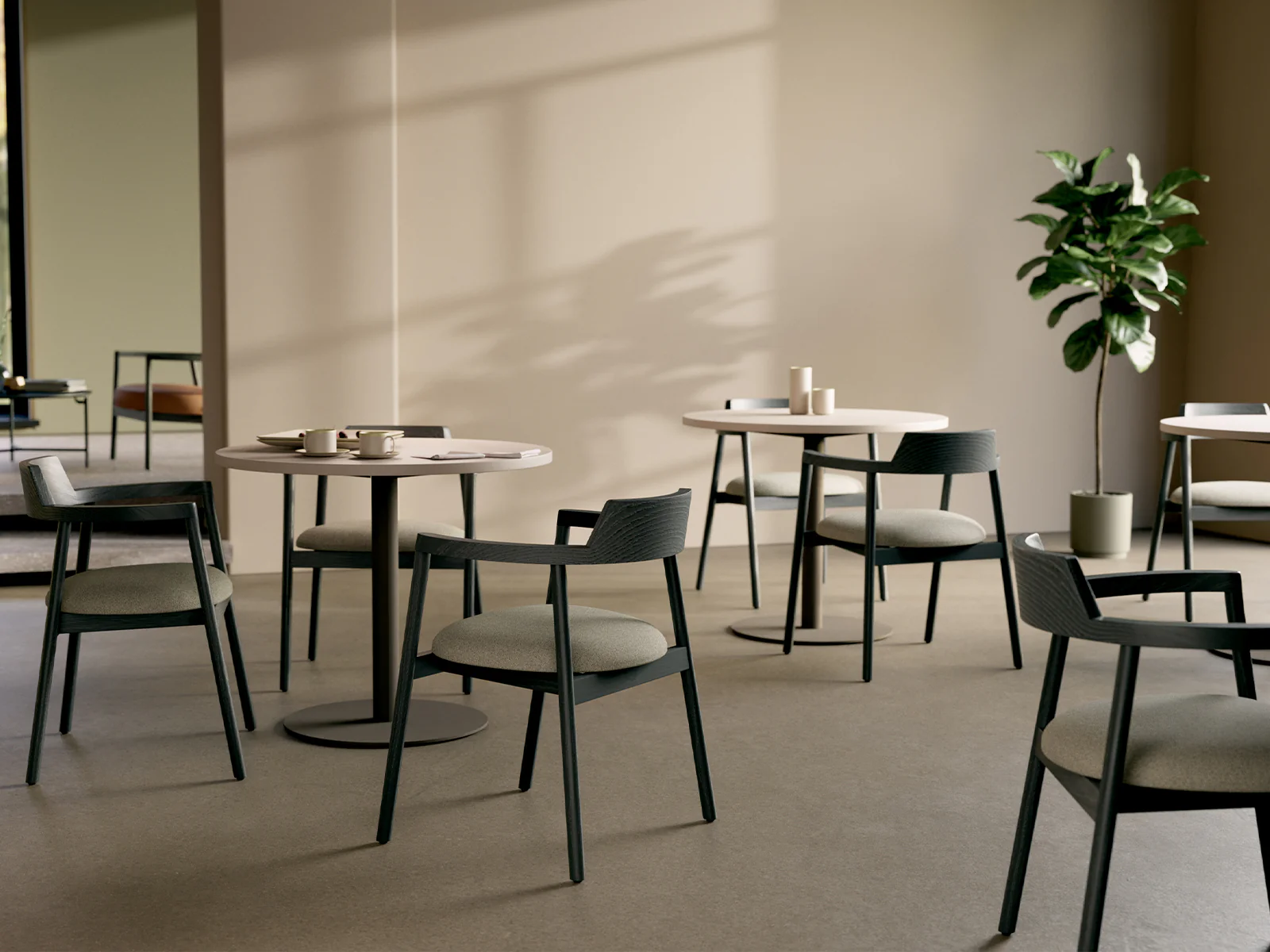 Alek Chair