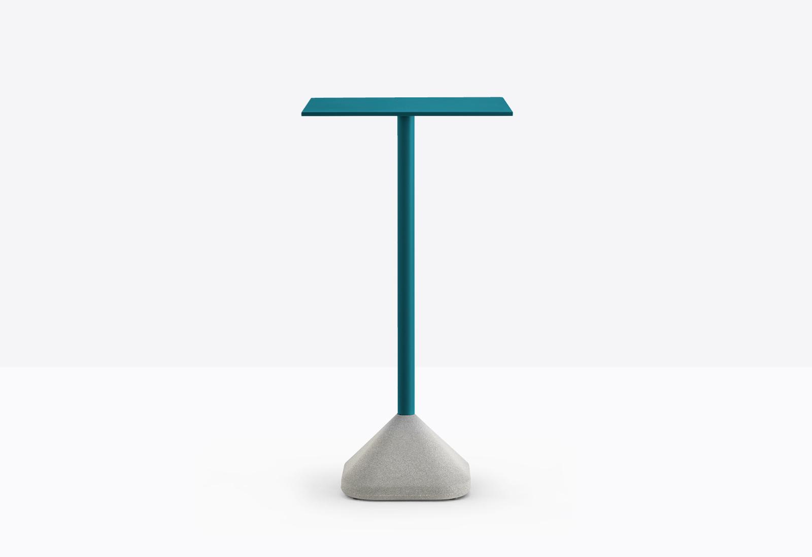 Concrete bar