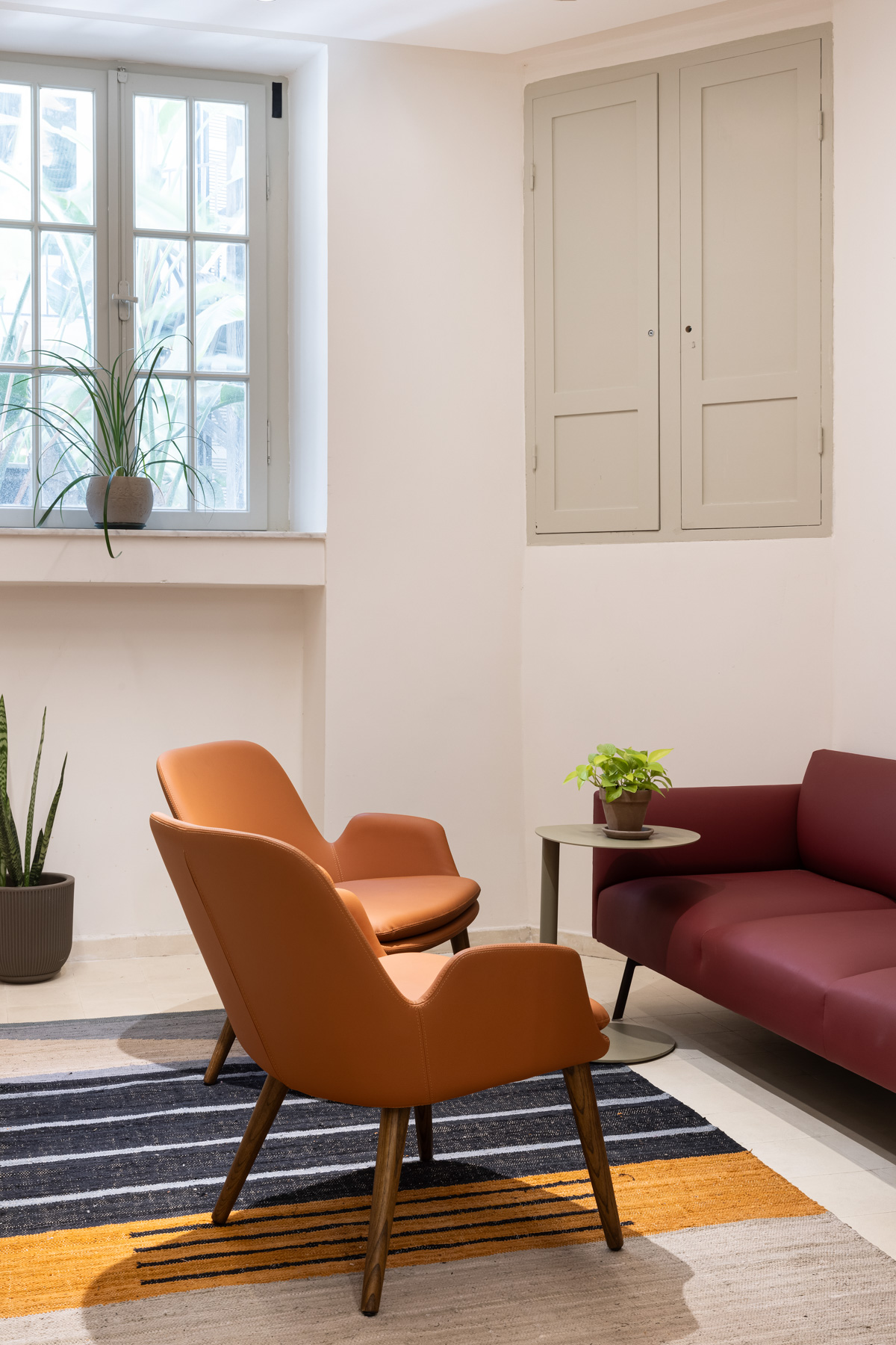 daisy lounge+led sofa by b&t