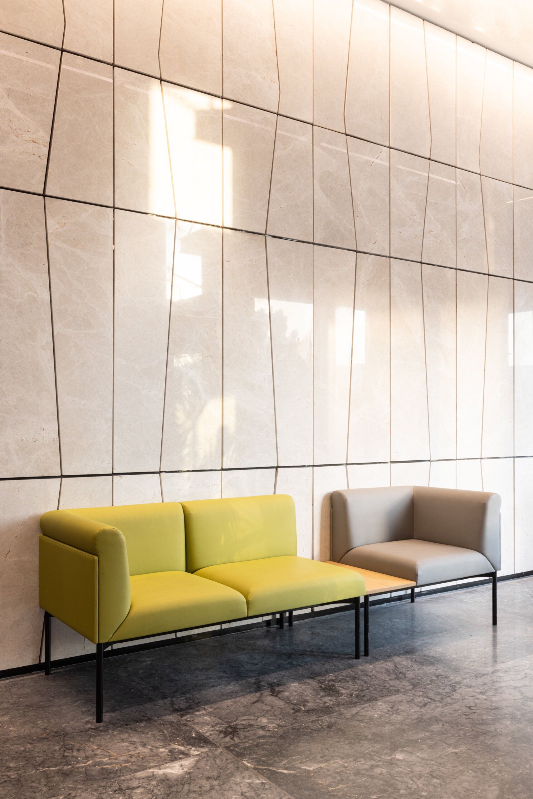 longo by actiu (2)