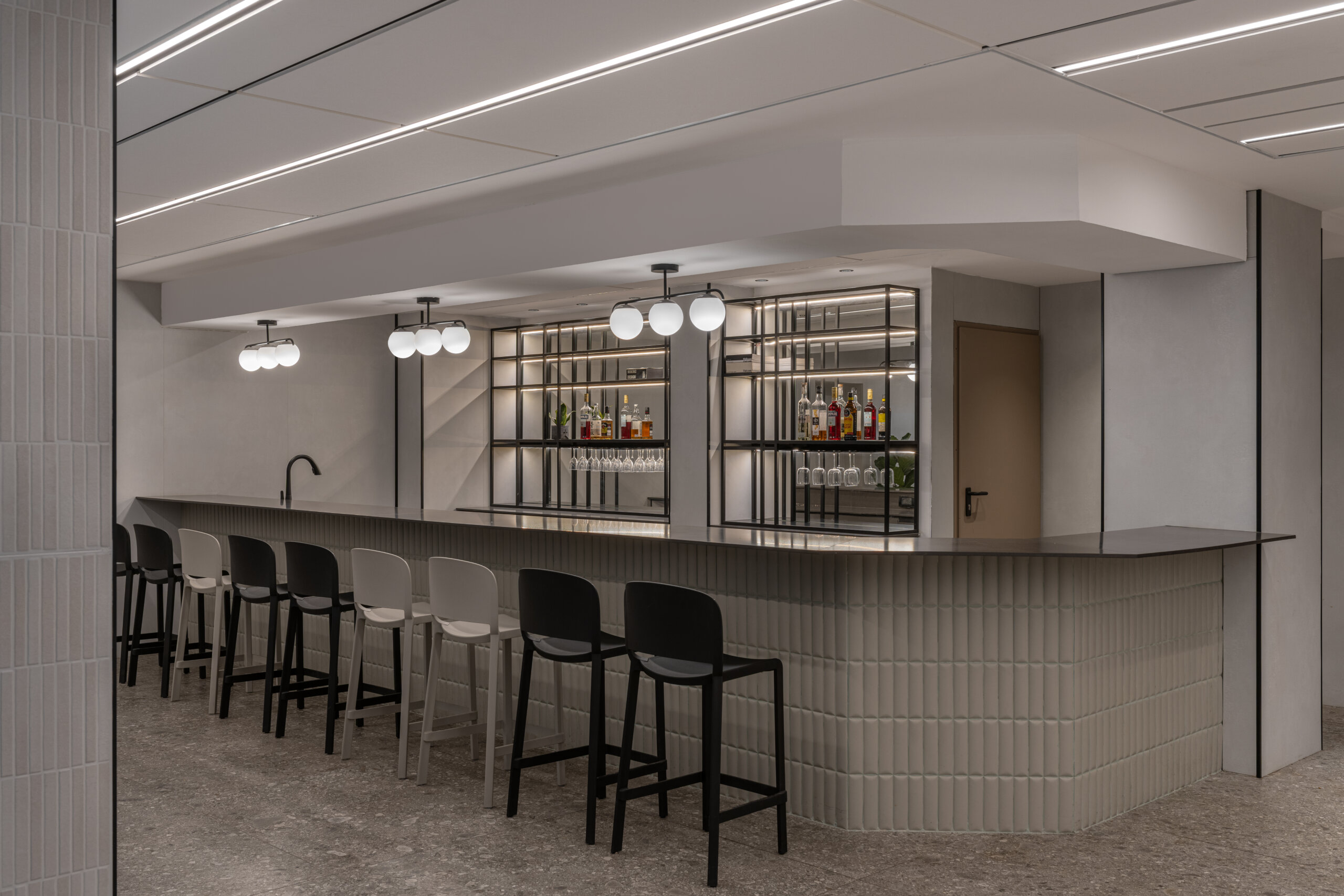 Dome bar by Pedrali