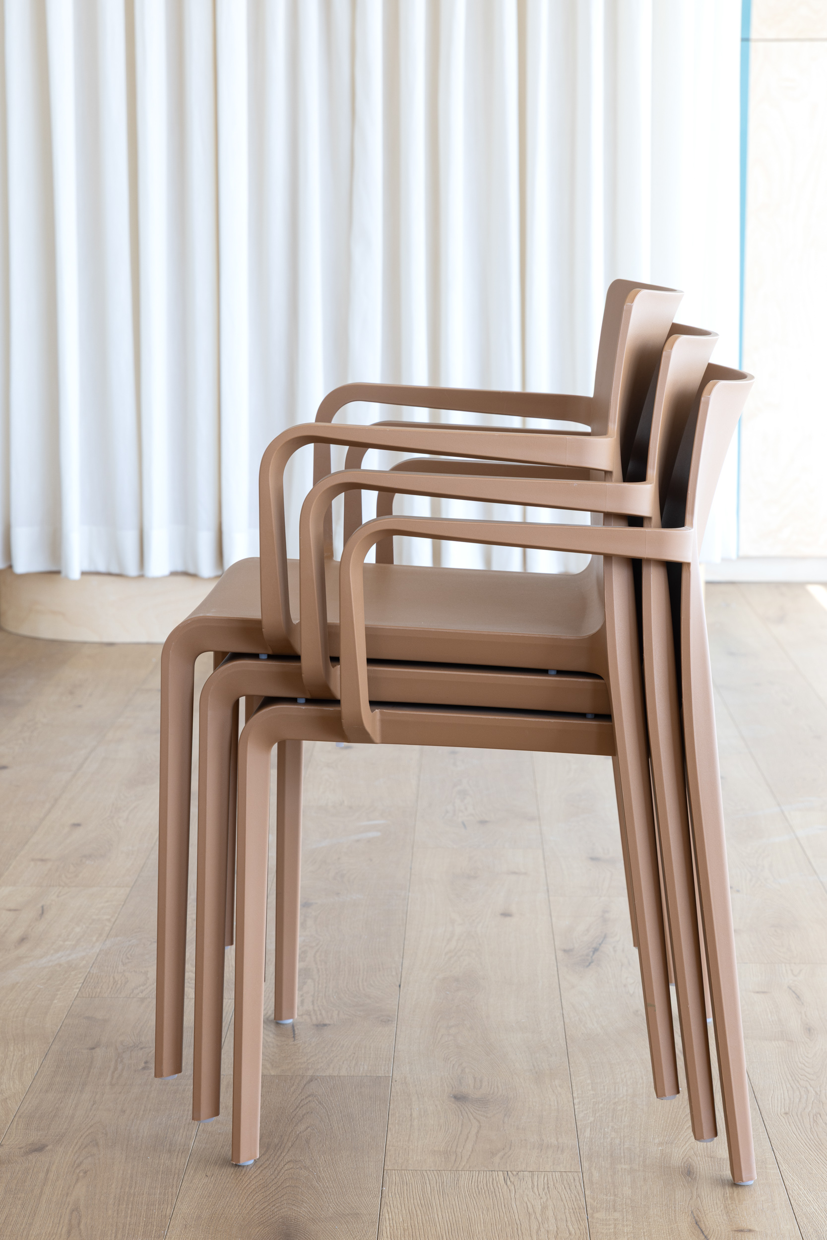 Volt chair by Pedrali (15)