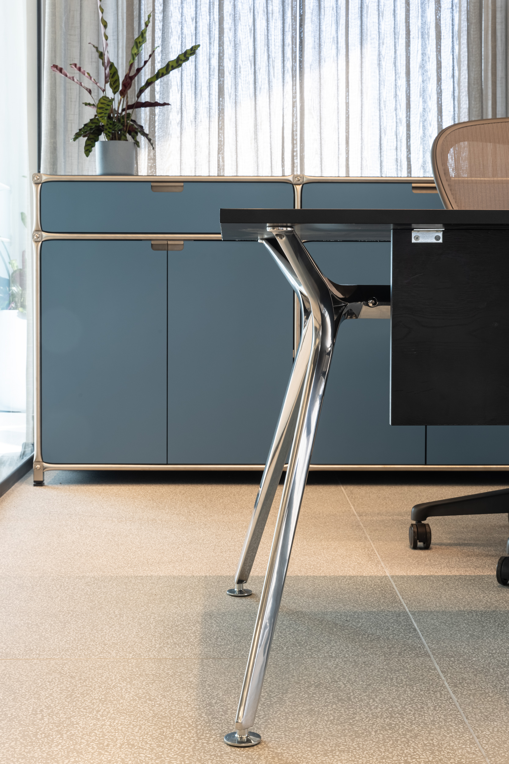 arkitek by Actiu+aeron chair Millerknoll (5)