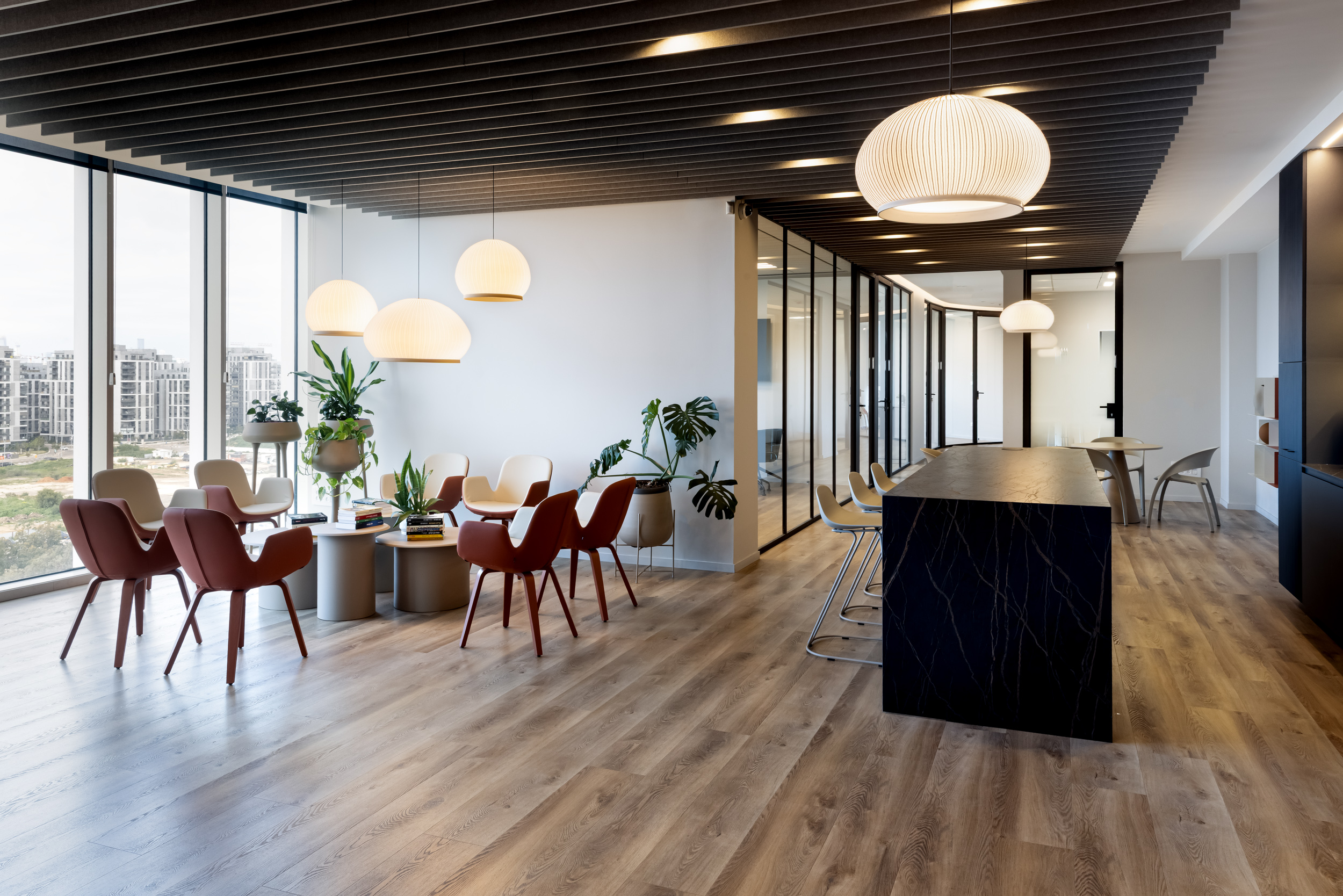 daisy wood base+drage table by B&T+pure loop stool by Infiniti+bee by Actiu+ikon table by Pedrali