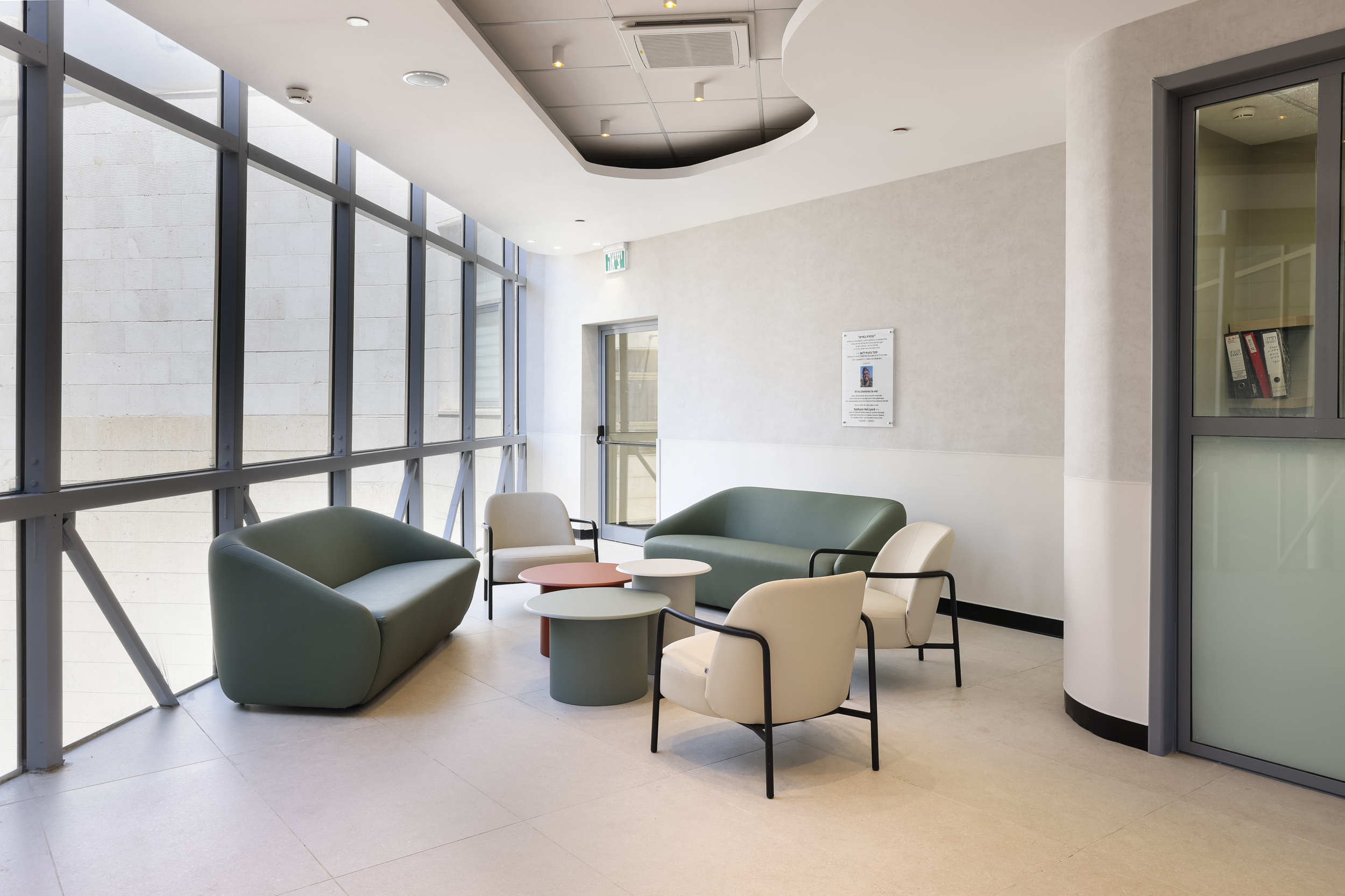 Drage by B&T+Bob byספה בייצור מקומי מיג דודי+ferno by B&T (5)