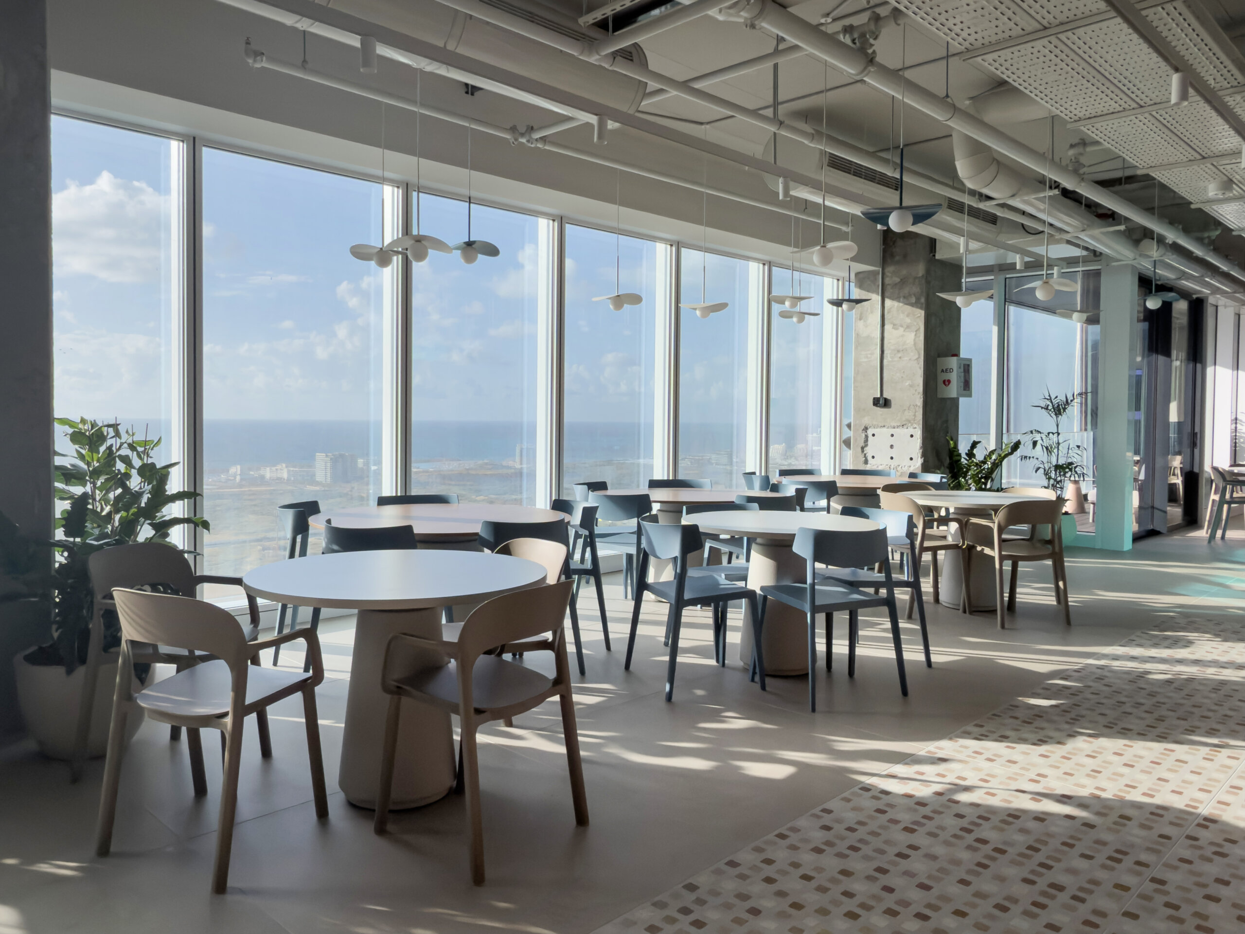 Dorik table+Wing chair by Actiu+Ona chair by Resol