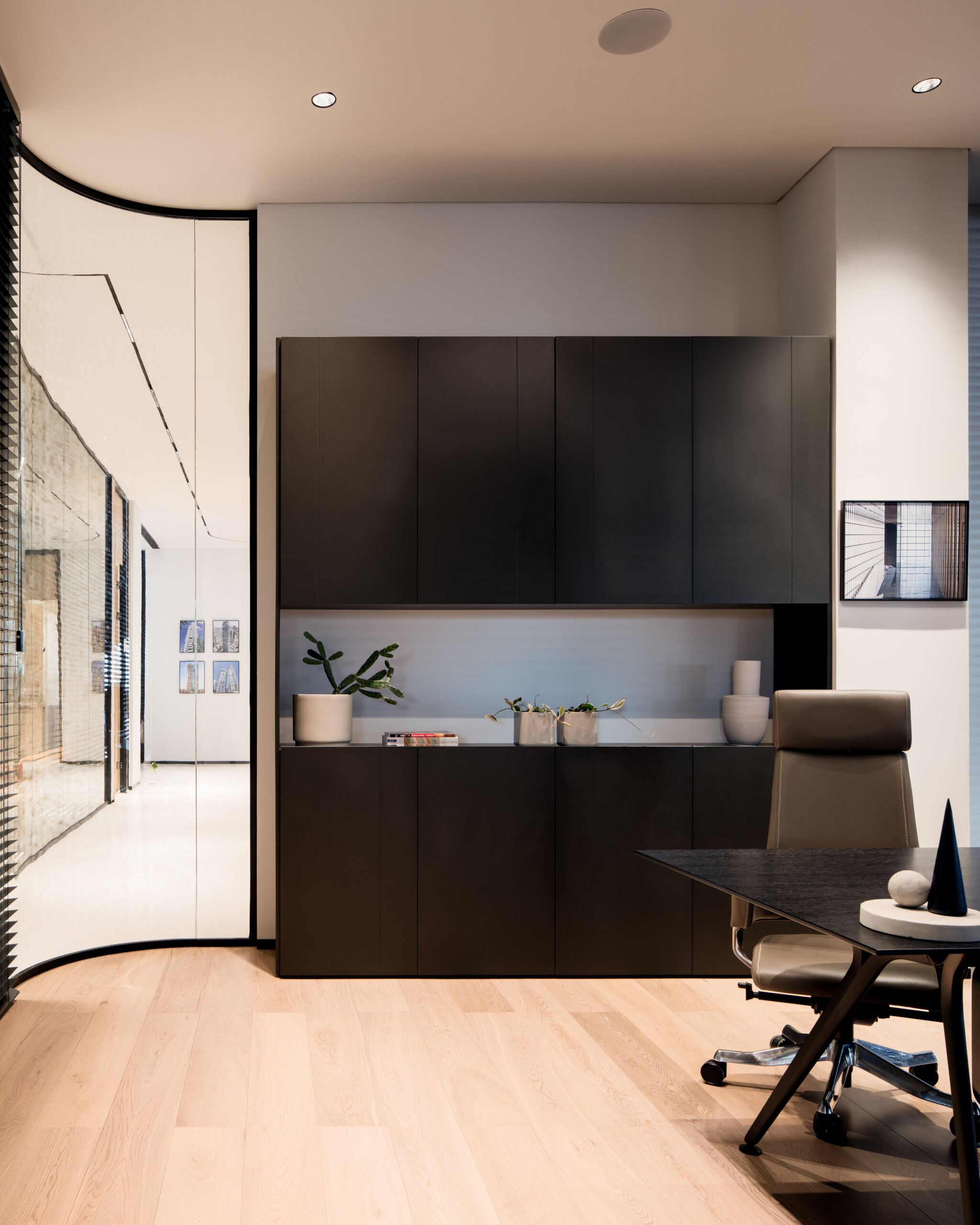 arkitek by Actiu+delphi by Meryfir