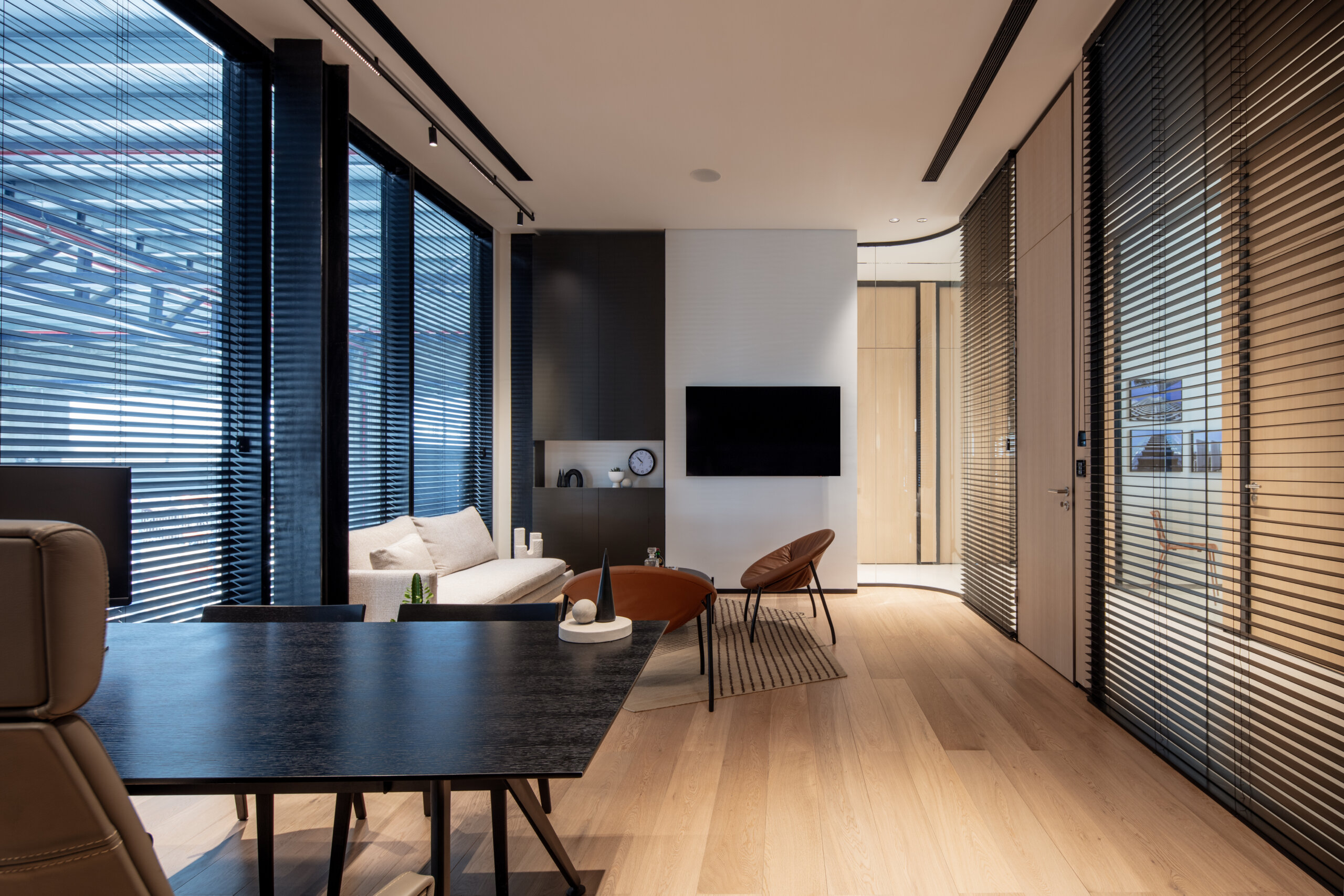 arkitek by Actiu+saya chiar by Arper+delphi by Meryfir (2)